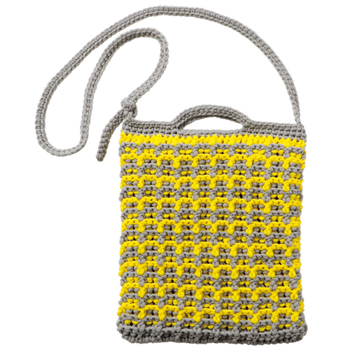 かぎ針編みの模様を楽しむ リバーシブルのショルダーバッグ 応用 2色使いのショルダーバッグ Nhk出版